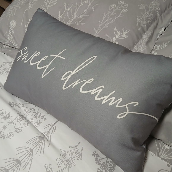 Chic Floral Gray Reversible Comforter Set - Picture 6 of 6